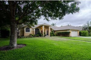 2835 Chapelwood Ct, Oviedo, FL 32765, Sold 07/30/15