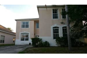 346 Riggs Cir, Davenport, FL 33897, Sold 09/28/15