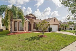 2433 Monaco Cove Cir, Orlando, FL 32825, Sold 08/19/15
