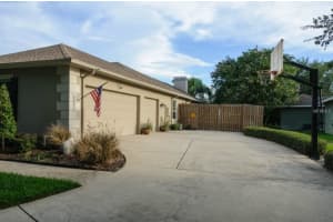 2016 Whitfield Ln, Orlando, FL 32835, Sold 11/06/15