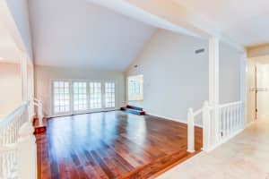 702 Sweetwater Club Blvd, Longwood, FL 32779, Sold 02/01/16