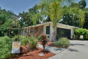 9765 Wild Oak Dr, Windermere, FL 34786, Sold 09/18/15