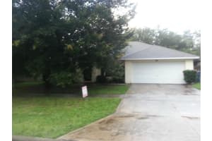 3609 Meadow Green Dr, Tavares, FL 32778, Sold 12/18/15