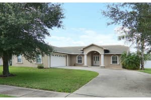 108 Lena Ann Dr, St Cloud, FL 34771, Sold 04/15/16
