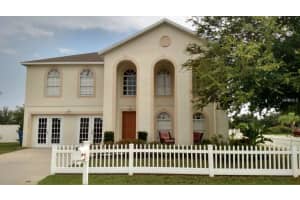 5700 Royal Hills Cir, Winter Haven, FL 33881, Sold 04/25/16