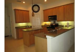 3517 Forest Ridge Ln, Kissimmee, FL 34741, Sold 09/30/15