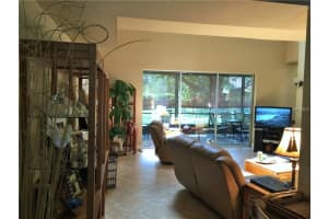 359 Remington Dr, Oviedo, FL 32765, Sold 01/27/16