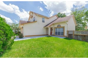 812 Blackgum Ct, Orlando, FL 32825, Sold 12/04/15
