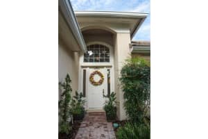 10536 Holly Crest Dr, Orlando, FL 32836, Sold 10/01/15