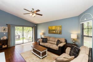 128 Lakebreeze Cir, Lake Mary, FL 32746, Sold 09/23/15