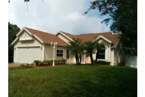 2211 Kentucky Derby Dr, Orlando, FL 32825, Sold 10/20/15