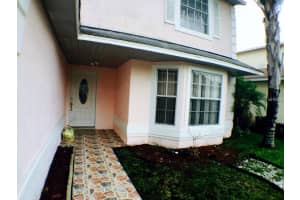 4732 Alexis Dr, Kissimmee, FL 34746, Sold 12/04/15