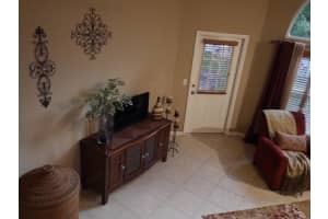 928 Summer Lakes Dr, Orlando, FL 32835, Sold 02/19/16