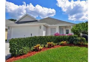 147 Harpersfield St, Davenport, FL 33896, Sold 11/06/15