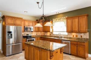 1388 Shelter Rock Rd, Orlando, FL 32835, Sold 02/26/16