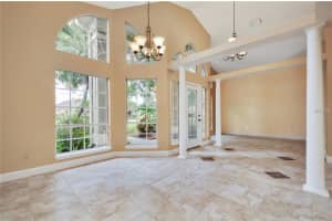 7878 Canyon Lake Cir, Orlando, FL 32835, Sold 11/13/15