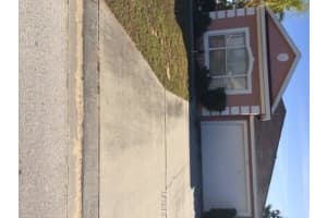 406 Rollins Dr, Davenport, FL 33837, Sold 06/14/16