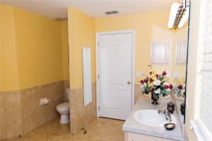 652 Winding Lake Dr, Clermont, FL 34711, Sold 04/11/16