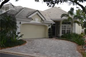 8329 Foxworth Cir, Orlando, FL 32819, Sold 02/16/16