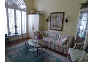 48 Valleywood Dr, DeBary, FL 32713, Sold 04/08/16