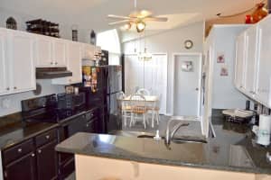 10850 Norcross Cir, Orlando, FL 32825, Sold 04/27/16