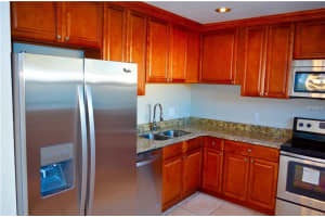 2127 Churchill Downs Cir, Orlando, FL 32825, Sold 04/01/16