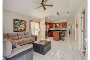 9847 Violet Dr, Orlando, FL 32824, Sold 05/27/16