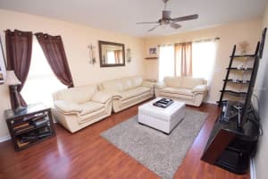 1832 Corner Meadow Cir, Orlando, FL 32820, Sold 04/05/16