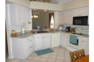 908 Summer Lakes Dr, Orlando, FL 32835, Sold 03/30/16
