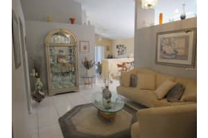 5921 Rywood Dr, Orlando, FL 32810, Sold 04/29/16