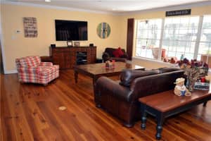 102 Pine Tree Ln, Altamonte Springs, FL 32714, Sold 11/08/16
