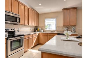 15052 Sawgrass Bluff Dr, Oakland, FL 34787, Sold 06/10/16