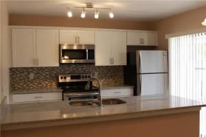 5399 Elm Ct, Orlando, FL 32811, Sold 06/13/16