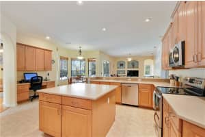 765 Country Charm Cir, Oviedo, FL 32765, Sold 06/09/16