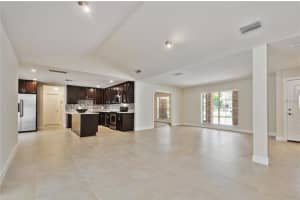 427 Knoll Tree Ln, Apopka, FL 32712, Sold 07/01/16