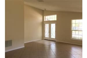 560 Lynn St, Oviedo, FL 32765, Sold 06/20/16