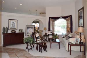 8125 Belshire Dr, Orlando, FL 32835, Sold 08/31/16