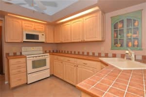 472 Autumn Oaks Pl, Lake Mary, FL 32746, Sold 04/29/16