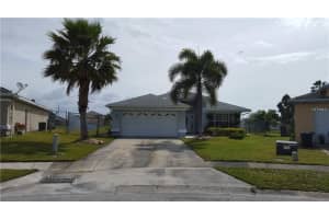 1035 Apopka Woods Ln, Orlando, FL 32824, Sold 02/18/17
