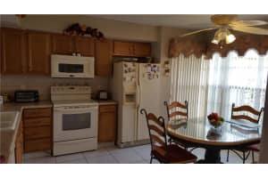 1035 Apopka Woods Ln, Orlando, FL 32824, Sold 02/18/17