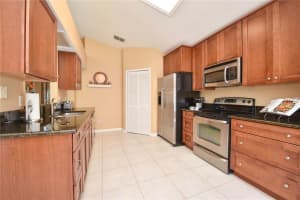 310 Moffat Loop, Oviedo, FL 32765, Sold 05/16/16