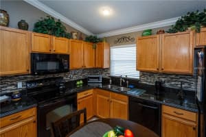 5624 Mariwood Dr, Orlando, FL 32810, Sold 06/02/16