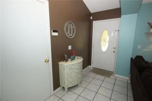 327 Silver Pine Dr, Lake Mary, FL 32746, Sold 06/30/16