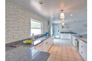 8491 Clematis Ln, Orlando, FL 32819, Sold 05/27/16