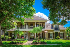 8710 Crestgate Cir, Orlando, FL 32819, Sold 07/12/16