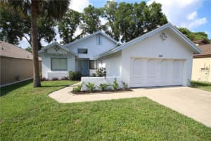 1120 Bayshore Cir, Longwood, FL 32750, Sold 07/20/16