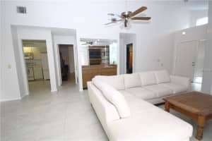 1120 Bayshore Cir, Longwood, FL 32750, Sold 07/20/16