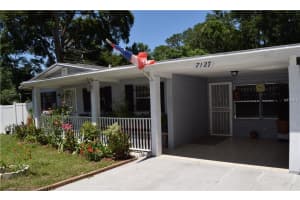 7127 Valiant Ct, Orlando, FL 32818, Sold 04/14/17