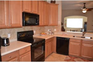 2049 Beardsley Dr, Apopka, FL 32703, Sold 07/26/16
