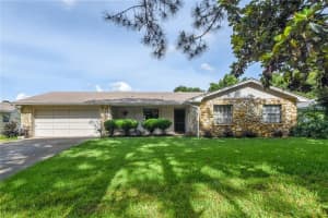 3455 Laurel Dr, Mt Dora, FL 32757, Sold 09/16/16